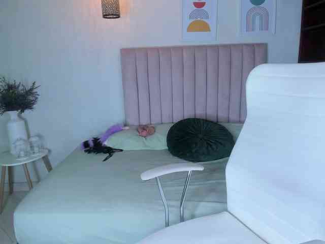 zayna-lux webcam
