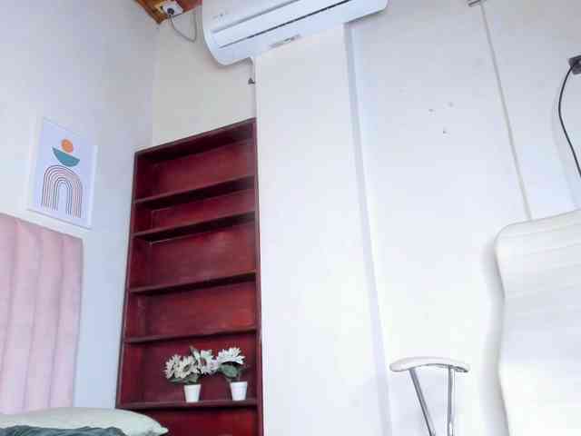 zayna-lux webcam