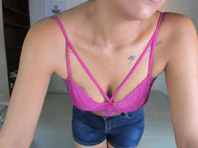 zayna-lux webcam