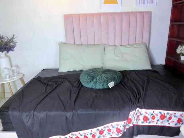 zayna-lux webcam