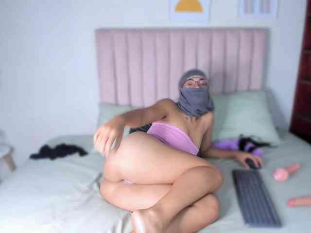 zayna-lux webcam