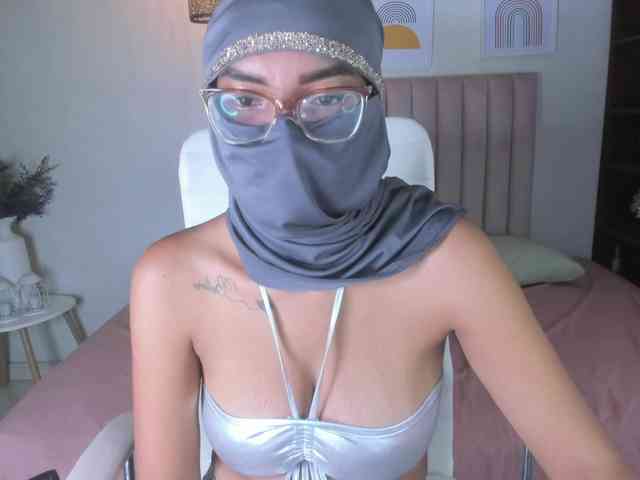 zayna-lux webcam