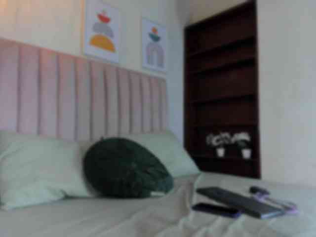 zayna-lux webcam