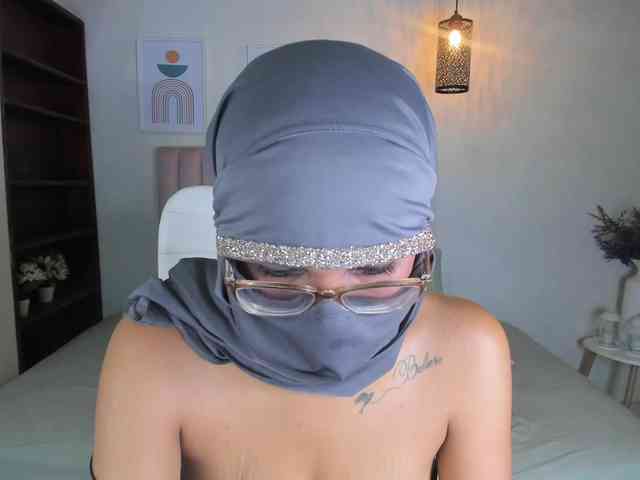 zayna-lux webcam