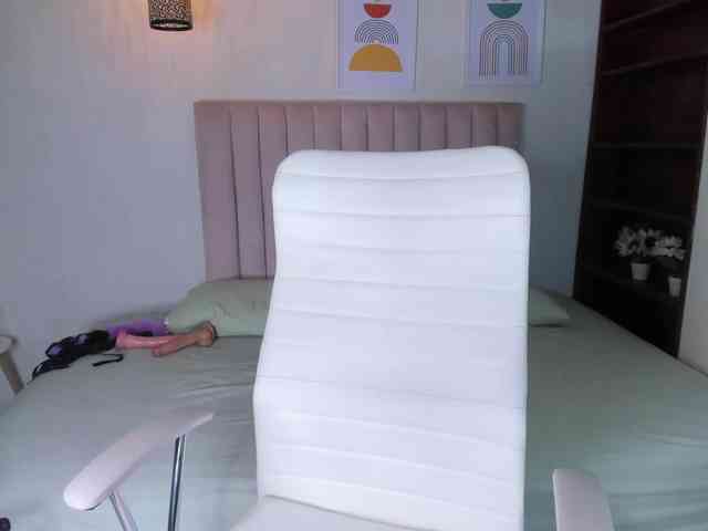 zayna-lux webcam