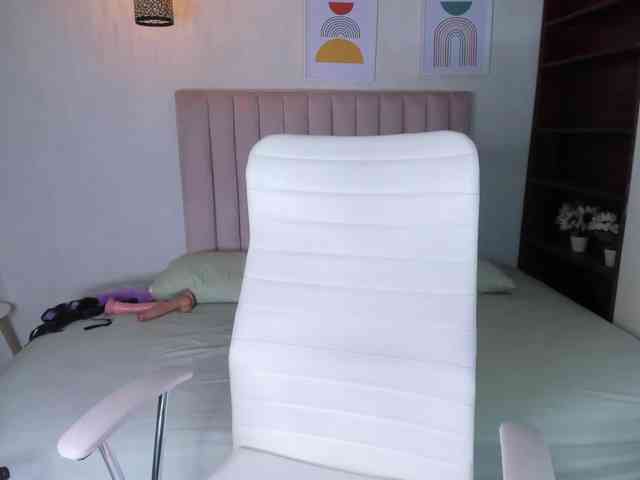 zayna-lux webcam