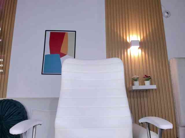 alma-avad Live Webcam on BongaCams