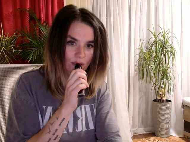 Nanny-Lora webcam