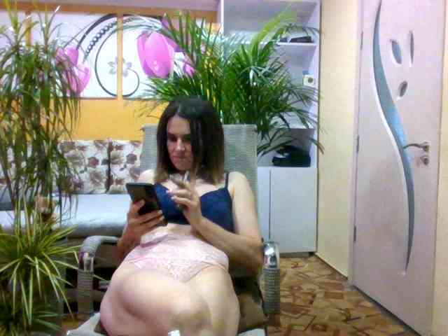 Nanny-Lora webcam