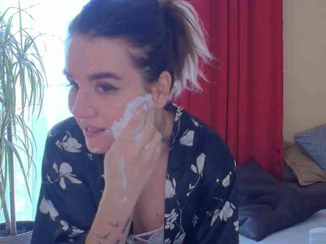 Nanny-Lora webcam