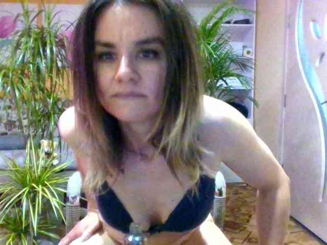 web cam sex live Nanny-Lora