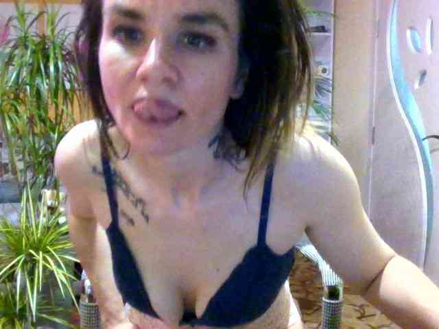 live on cam Nanny-Lora