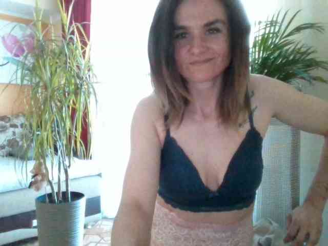 Nanny-Lora webcam