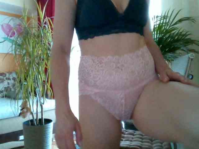 Nanny-Lora webcam