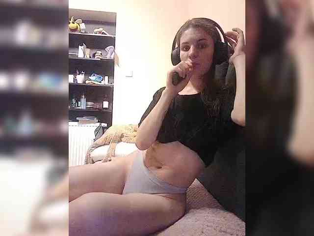 Nezukooooo webcam