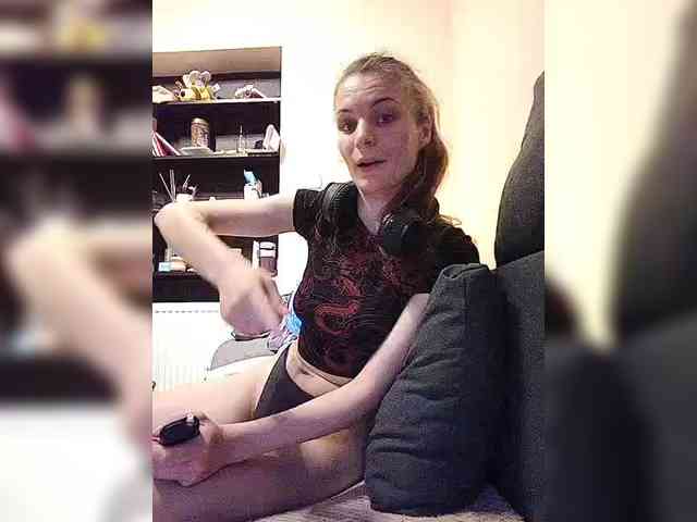 Nezukooooo webcam
