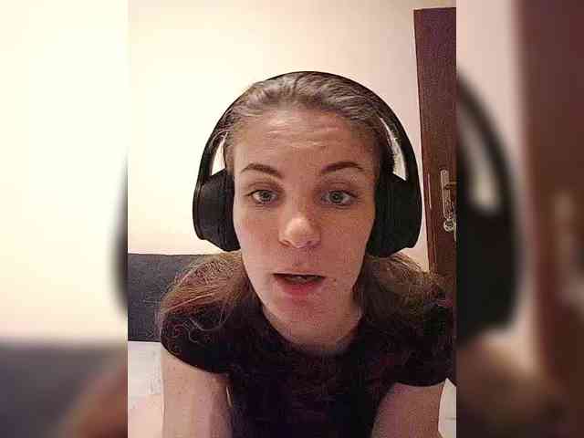 Nezukooooo webcam