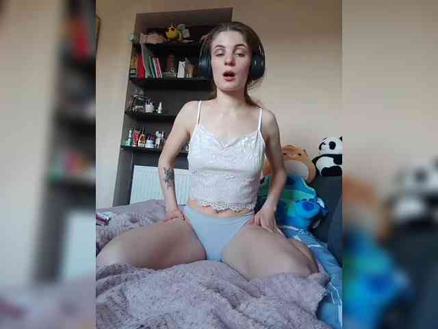 Nezukooooo webcam