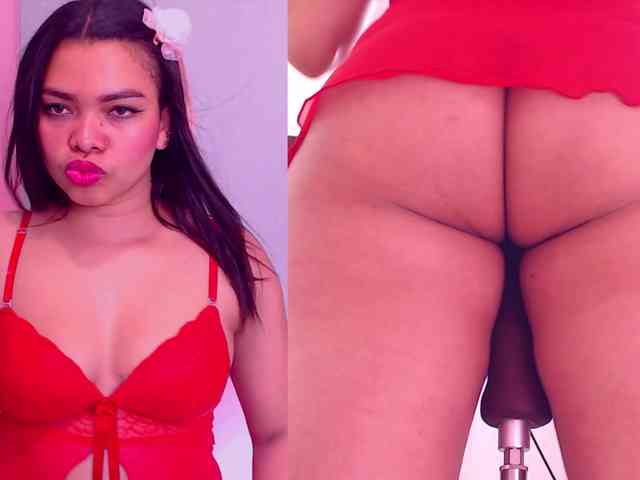 Playful-Lucyx webcam