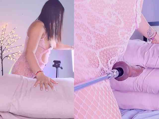 Playful-Lucyx webcam