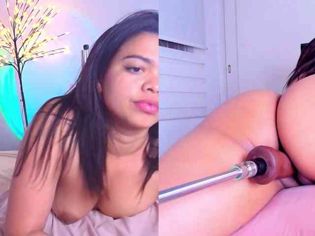 Playful-Lucyx webcam