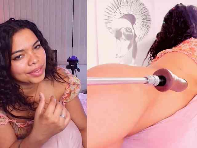 Playful-Lucyx webcam