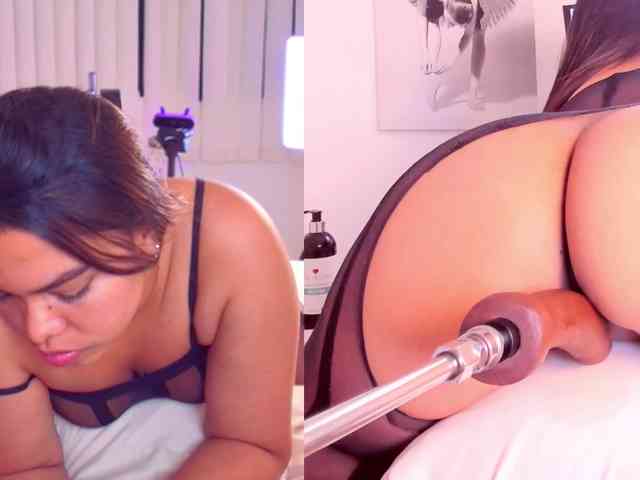 Playful-Lucyx webcam