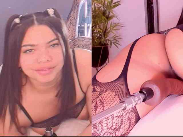 Playful-Lucyx webcam