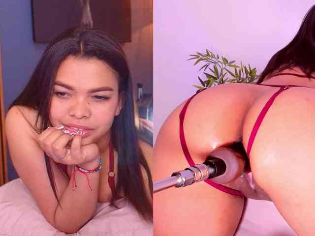 Playful-Lucyx webcam