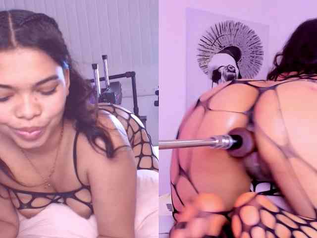 Playful-Lucyx webcam