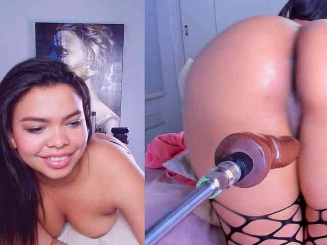 Playful-Lucyx webcam