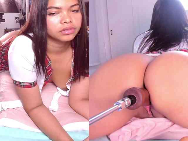 Playful-Lucyx webcam
