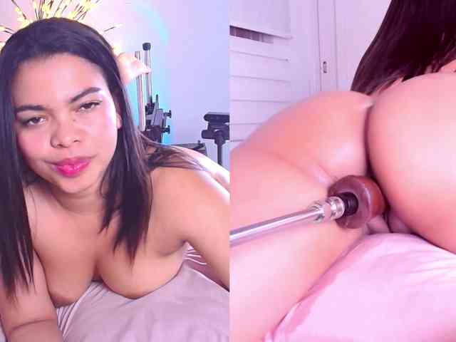 Playful-Lucyx webcam