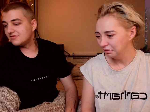 Sexvibecouple webcam