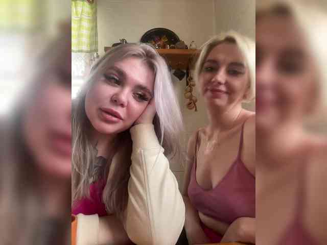 Sexvibecouple webcam