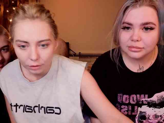 Sexvibecouple webcam