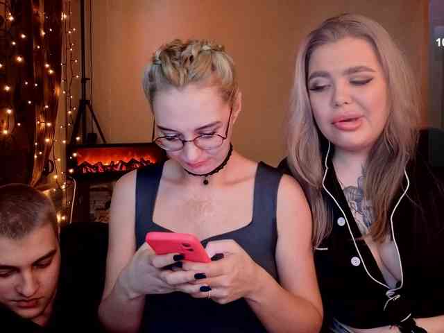 Sexvibecouple webcam