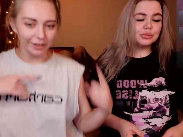 Sexvibecouple webcam