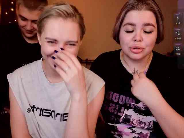 Sexvibecouple webcam