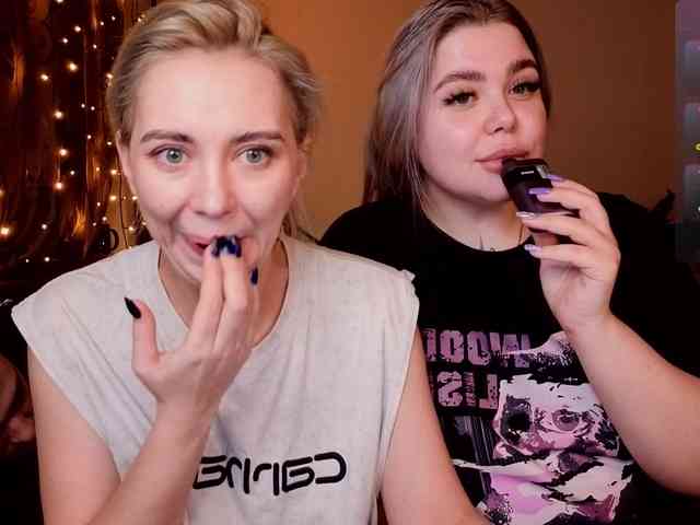 Sexvibecouple webcam