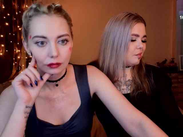 Sexvibecouple webcam