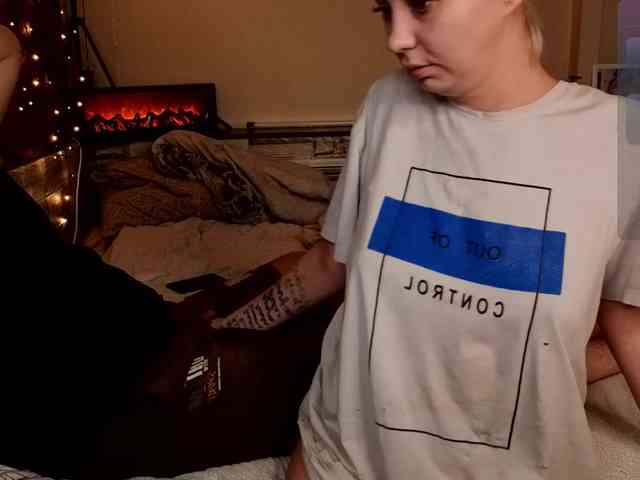 Sexvibecouple webcam