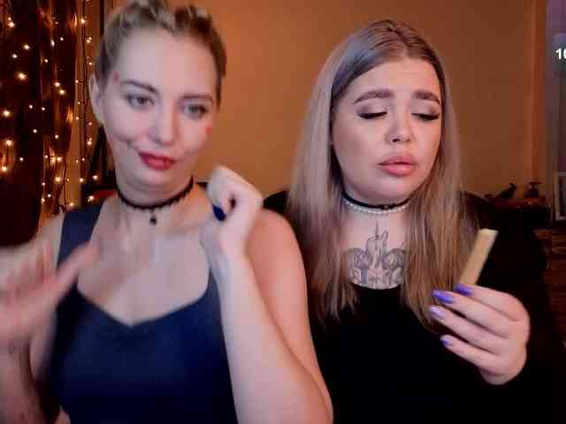 Sexvibecouple webcam