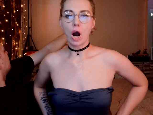 Sexvibecouple webcam