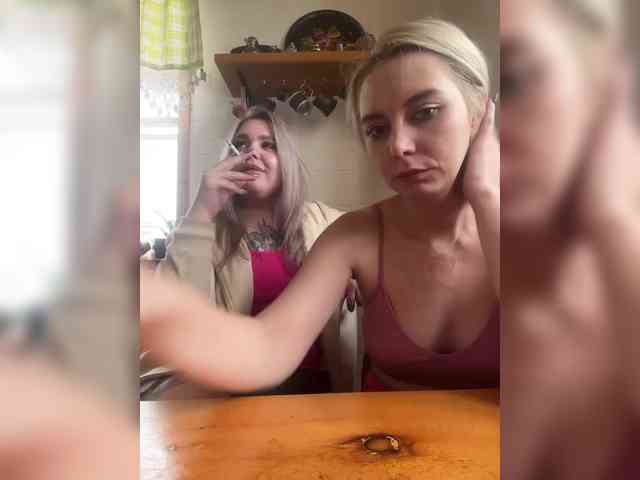 Sexvibecouple webcam