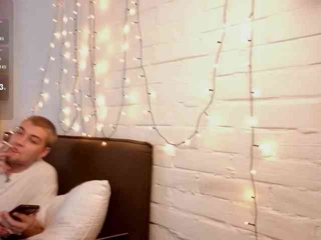 Sexvibecouple webcam