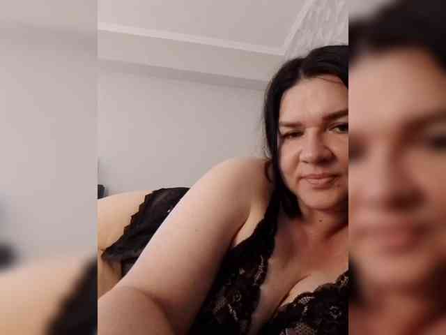 MalinaTexas webcam