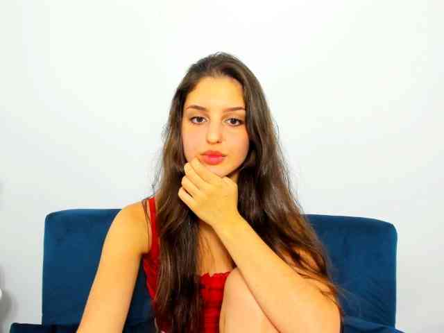 JenniferDesire webcam