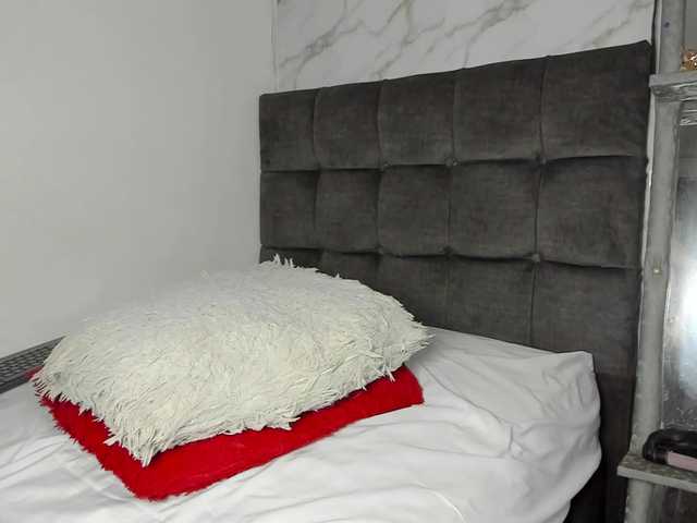 aly-n-seba's BongaCams show and profile