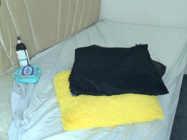 aly-n-seba's BongaCams show and profile